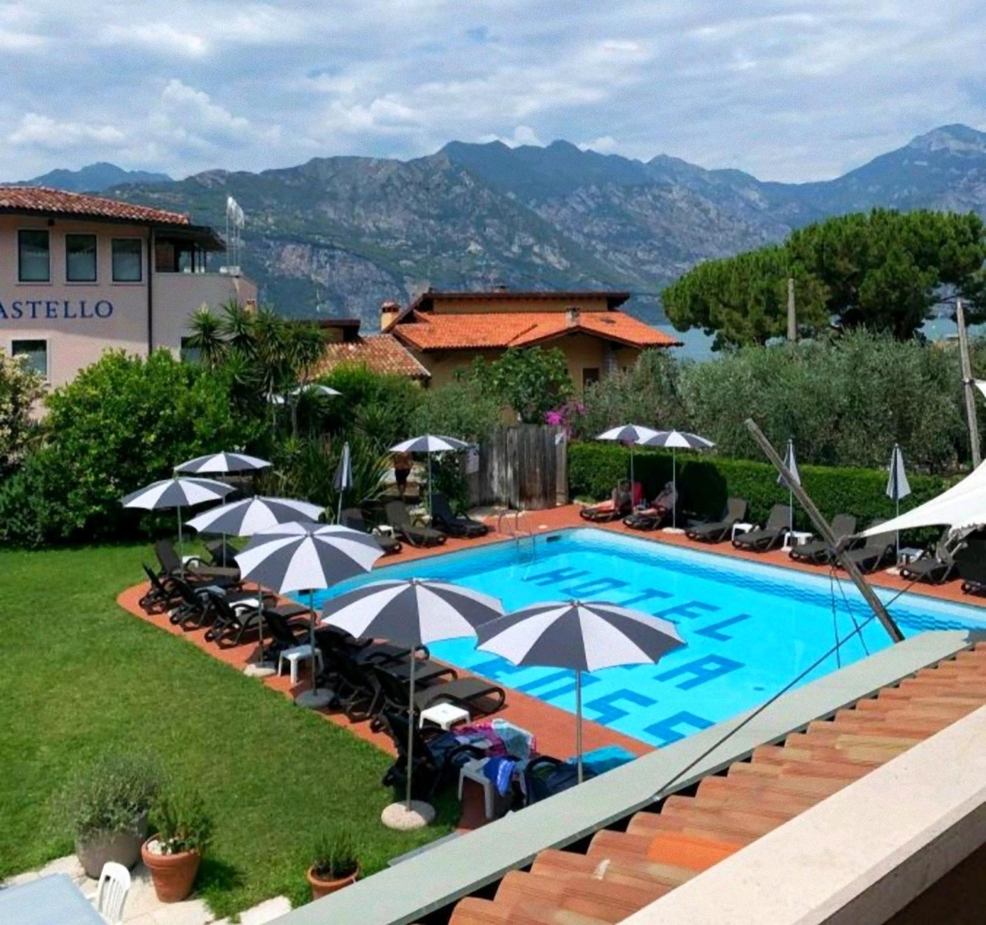 מאלצ'סינה Hotel Luna Rossa (Adults Only) מראה חיצוני תמונה