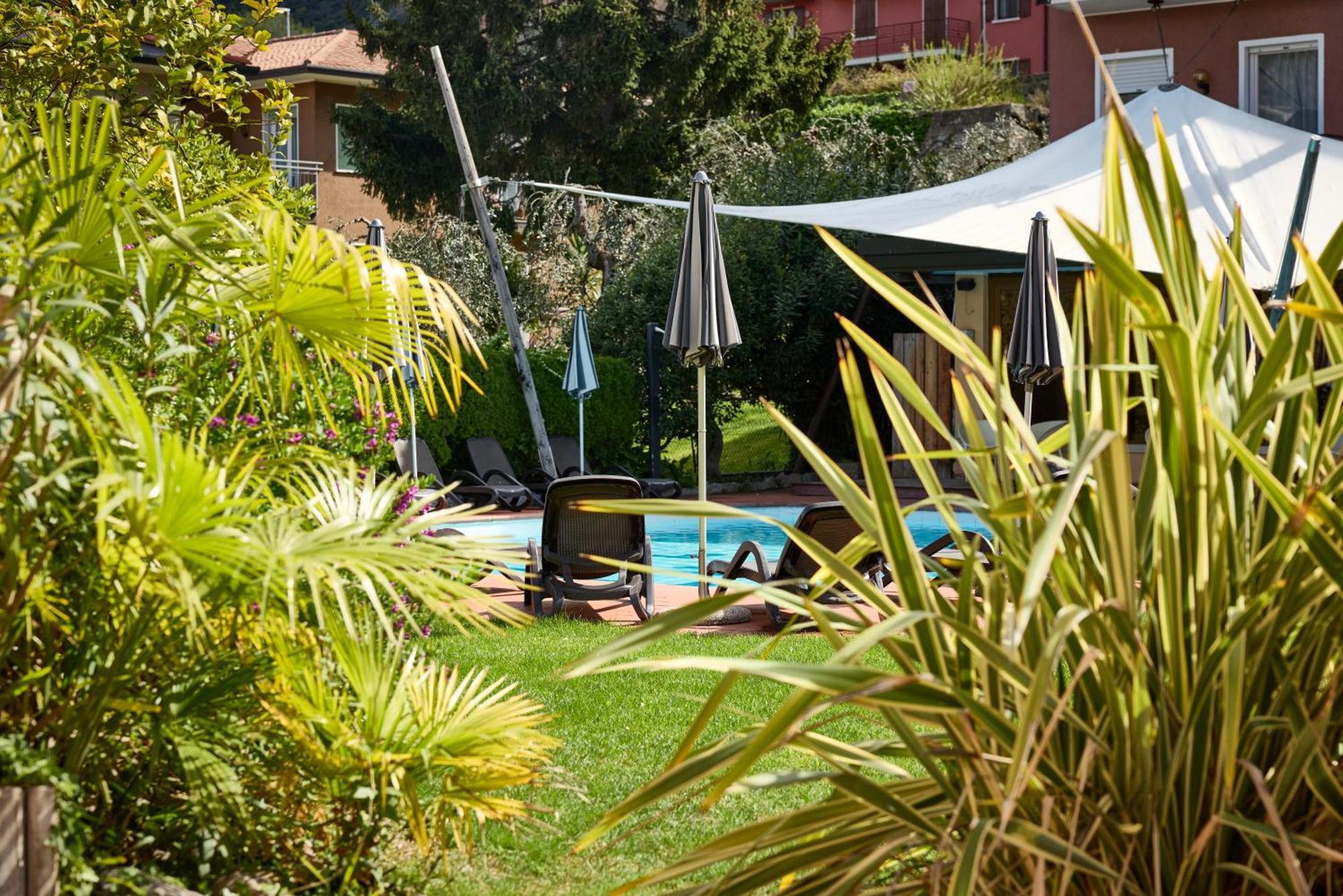 מאלצ'סינה Hotel Luna Rossa (Adults Only) מראה חיצוני תמונה