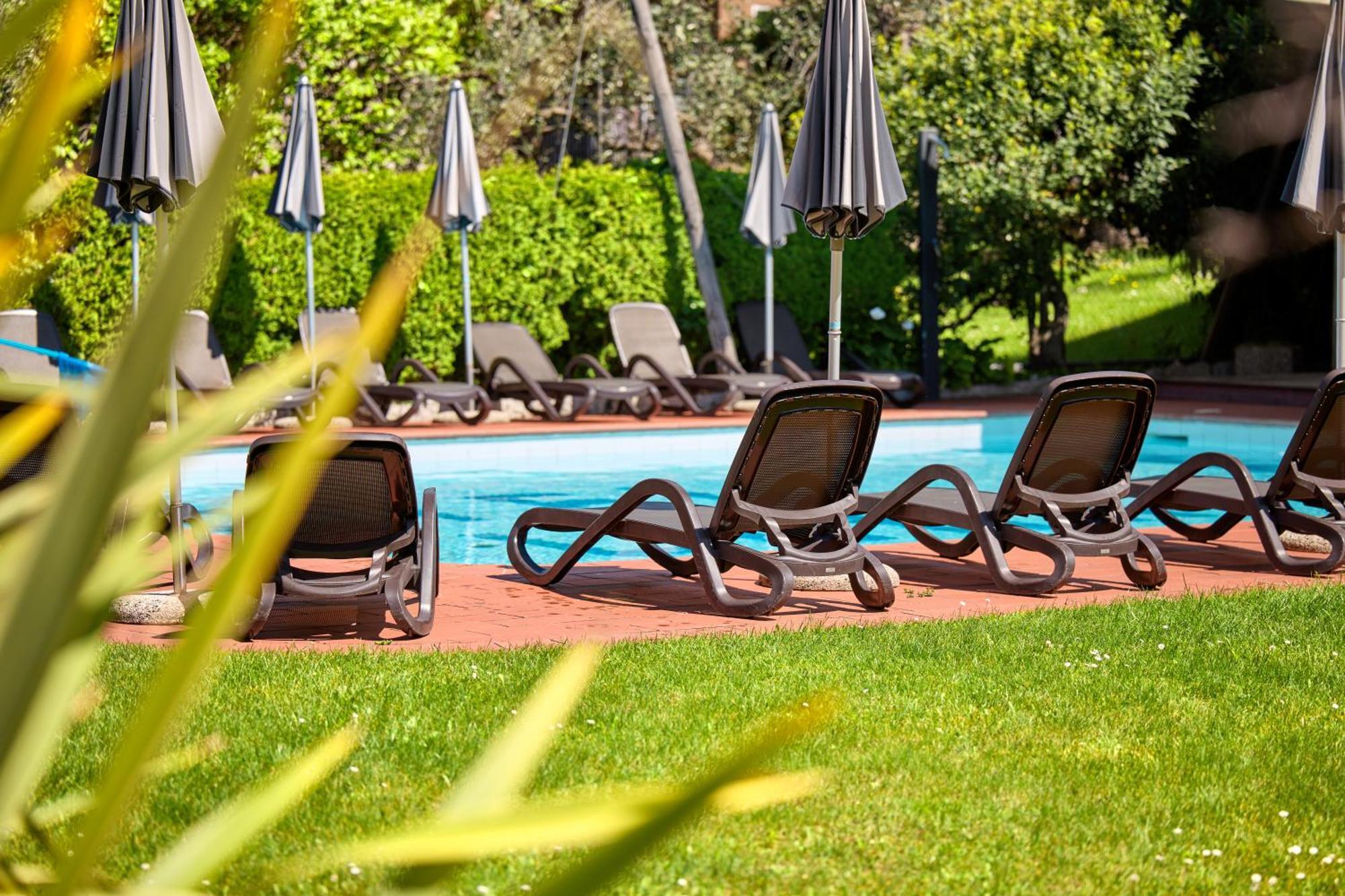 מאלצ'סינה Hotel Luna Rossa (Adults Only) מראה חיצוני תמונה